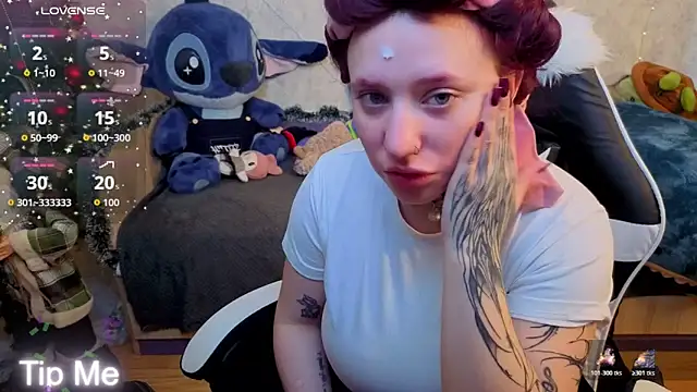 Snapshot of Mini_Lady1 chatting on January 6, 2026, 7:56 am Mini Lady1 online show from January 6, 2026, 7:56 am