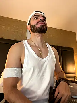 AxelThompson  online show from September 30, 2025, 11:27 am