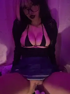 YourDevilGirl  online show from August 2, 2026, 6:56 am