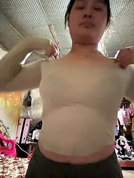 chenyu0308 online show from October 22, 2025, 2:33 am