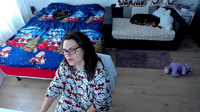 Squirt Kimm online show from December 5, 2025, 9:41 am