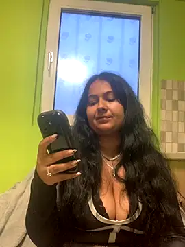 Melissa10 online show from November 20, 2025, 3:12 pm