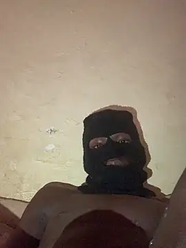 Snapshot of xgeee chatting on October 5, 2025, 1:35 pm xgeee online show from October 5, 2025, 1:35 pm