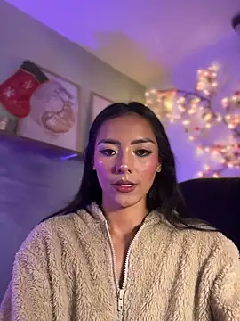 im-isabella online show from November 26, 2025, 1:27 am