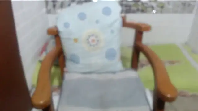 rose-crystal online show from January 10, 2026, 12:50 am