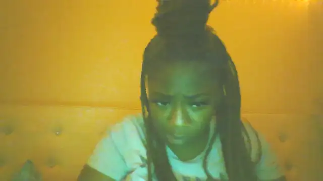 natashaaaa online show from November 15, 2025, 5:11 am