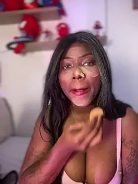 Alexia 24 online show from February 9, 2026, 8:18 pm