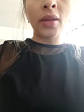 Belinda-Naughty online show from October 25, 2025, 2:39 pm