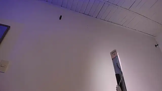 Snapshot of revenmiller_ chatting on February 16, 2026, 7:34 pm revenmiller online show from February 16, 2026, 7:34 pm