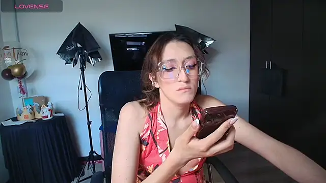 Axel-xoxo online show from July 28, 2026, 5:01 pm