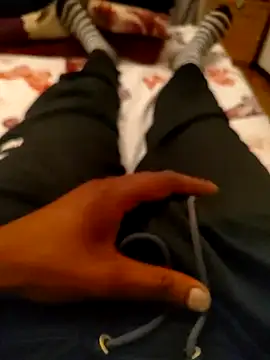 Snapshot of kulliguy chatting on September 19, 2025, 8:13 pm kulliguy online show from September 19, 2025, 8:13 pm