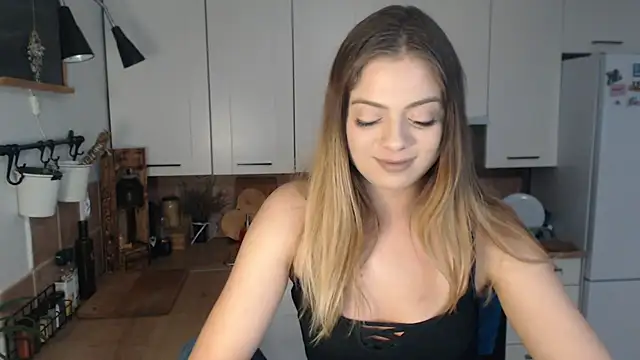 BuffyxLUST online show from February 18, 2026, 3:52 pm