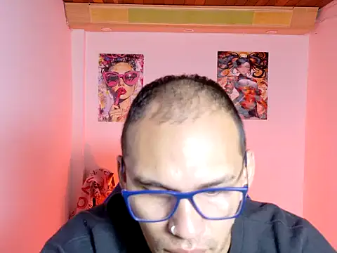 DOBLEWYOSK69G online show from February 9, 2026, 12:47 pm