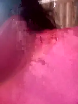 Snapshot of srtsara chatting on April 2, 2026, 10:44 am srtsara online show from April 2, 2026, 10:44 am