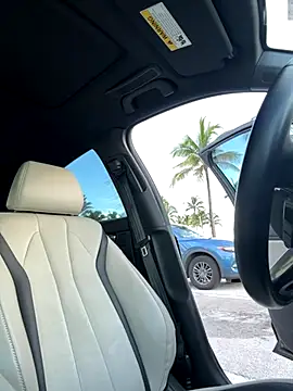 sweetsirenn online show from September 24, 2025, 12:11 pm