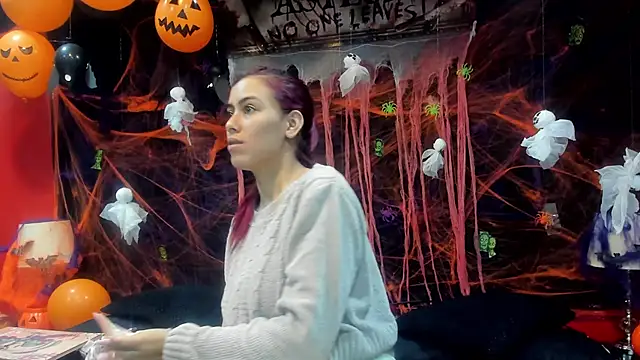 Isa Anderson09 online show from October 27, 2025, 1:23 pm