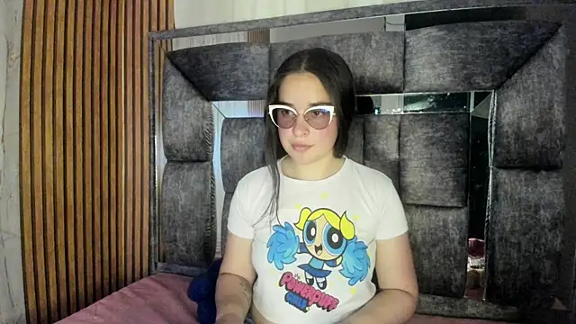 Snapshot of Cherry__Hot chatting on September 23, 2025, 10:17 pm Cherry Hot online show from September 23, 2025, 10:17 pm