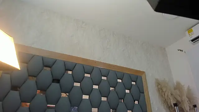 Snapshot of juliette_pretty_ chatting on October 6, 2025, 7:03 pm juliette pretty online show from October 6, 2025, 7:03 pm