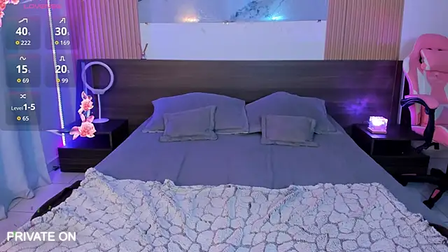 samanthaa moon online show from September 24, 2025, 10:48 pm