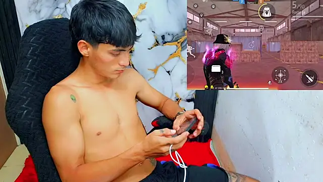 Snapshot of Thommy_cute chatting on February 19, 2026, 8:06 pm Thommy cute online show from February 19, 2026, 8:06 pm