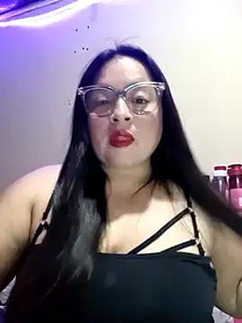 kathy9522 online show from December 17, 2025, 3:44 am