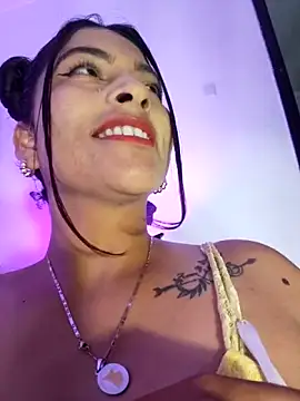 Fox Roxxan online show from June 3, 2026, 2:23 am
