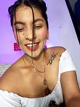 Fox Roxxan online show from May 28, 2026, 2:19 am