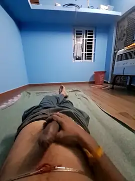 Tamilpayan00 online show from January 10, 2026, 6:14 pm