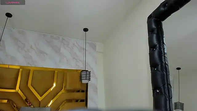 Snapshot of Luciifeer_ chatting on October 24, 2025, 6:40 pm Luciifeer online show from October 24, 2025, 6:40 pm