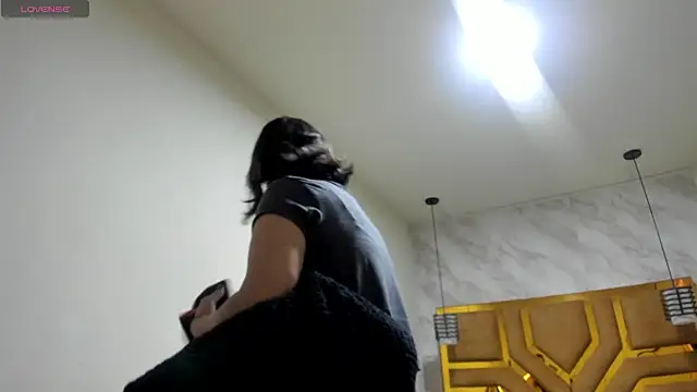 Snapshot of Luciifeer_ chatting on December 20, 2025, 4:21 pm Luciifeer online show from December 20, 2025, 4:21 pm