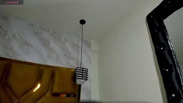 Snapshot of Luciifeer_ chatting on October 29, 2025, 6:51 pm Luciifeer online show from October 29, 2025, 6:51 pm