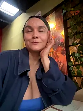 Snapshot of Nova_Gabriela chatting on October 3, 2025, 2:29 pm Nova Gabriela online show from October 3, 2025, 2:29 pm