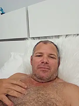 Snapshot of cubanitofeliz40 chatting on March 2, 2026, 12:34 pm cubanitofeliz40 online show from March 2, 2026, 12:34 pm