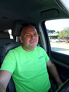 cubanitofeliz40 online show from January 9, 2026, 9:44 pm