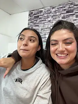 nicolexxaleja online show from December 20, 2025, 7:28 pm