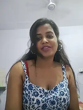 cute radhikaa online show from July 19, 2026, 11:07 am