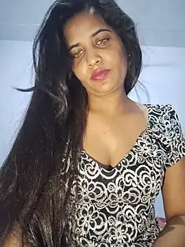 cute radhikaa online show from July 20, 2026, 7:38 pm
