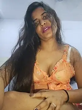 cute radhikaa online show from July 13, 2026, 5:07 am
