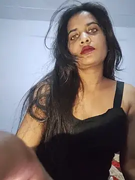 cute radhikaa online show from July 16, 2026, 11:29 am