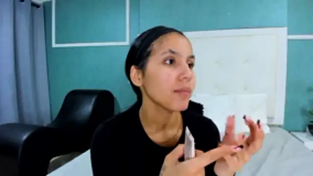 ania gomez online show from November 7, 2025, 11:52 pm