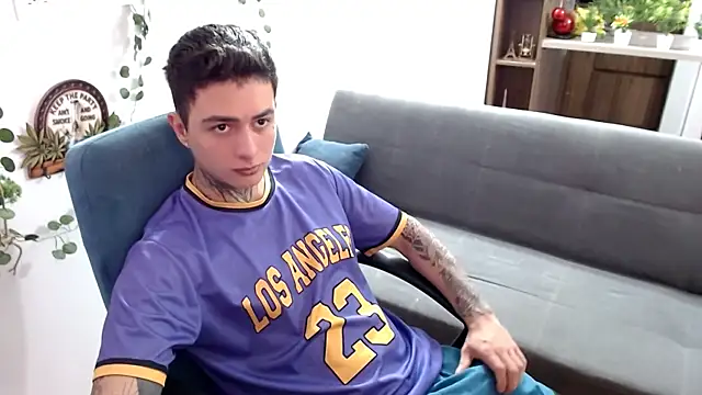 santii ss online show from April 8, 2026, 2:40 pm