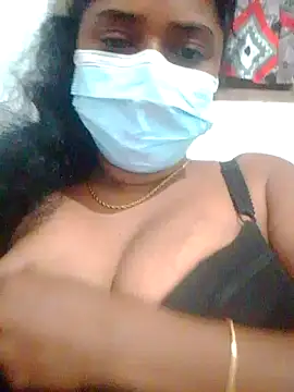 Snapshot of boosypussy chatting on April 8, 2026, 10:44 pm boosypussy online show from April 8, 2026, 10:44 pm