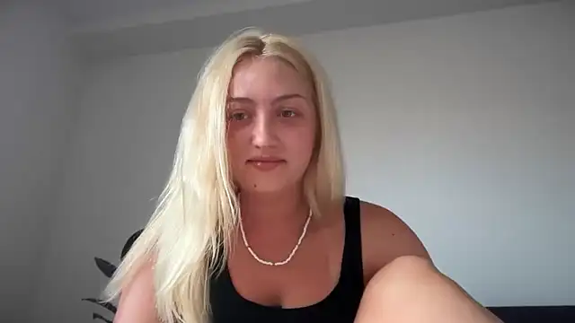 Snapshot of Kitty_Swetty chatting on June 28, 2026, 5:30 pm Kitty Swetty online show from June 28, 2026, 5:30 pm