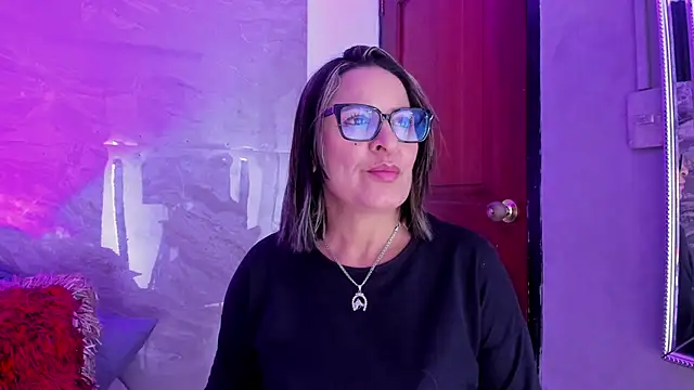 Agatha Pleasure online show from September 17, 2025, 12:07 pm