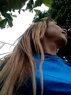 Daliana Gounbolt online show from October 2, 2025, 11:35 am