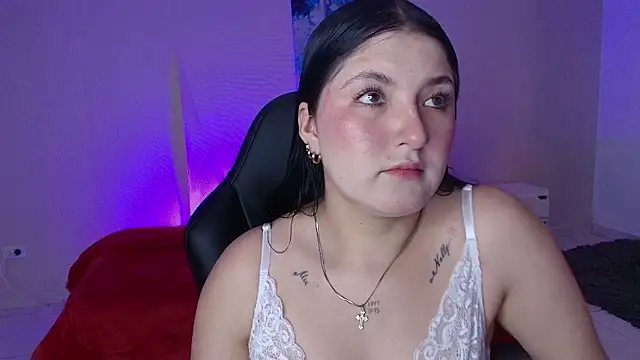 Celestee69 online show from November 7, 2025, 7:40 pm