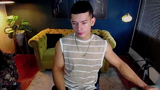 Snapshot of ethan_rodgers chatting on September 18, 2025, 8:23 pm ethan rodgers online show from September 18, 2025, 8:23 pm
