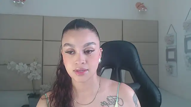 Rossi Baker online show from October 16, 2025, 4:26 pm