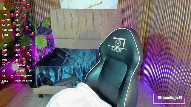 Snapshot of juanita_tay chatting on February 10, 2026, 12:04 pm juanita tay online show from February 10, 2026, 12:04 pm