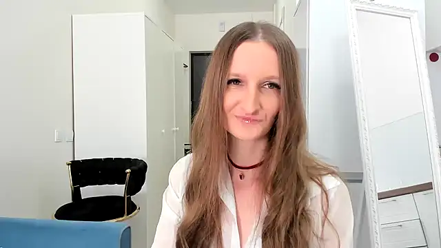 Kitty Player online show from November 4, 2025, 6:28 am